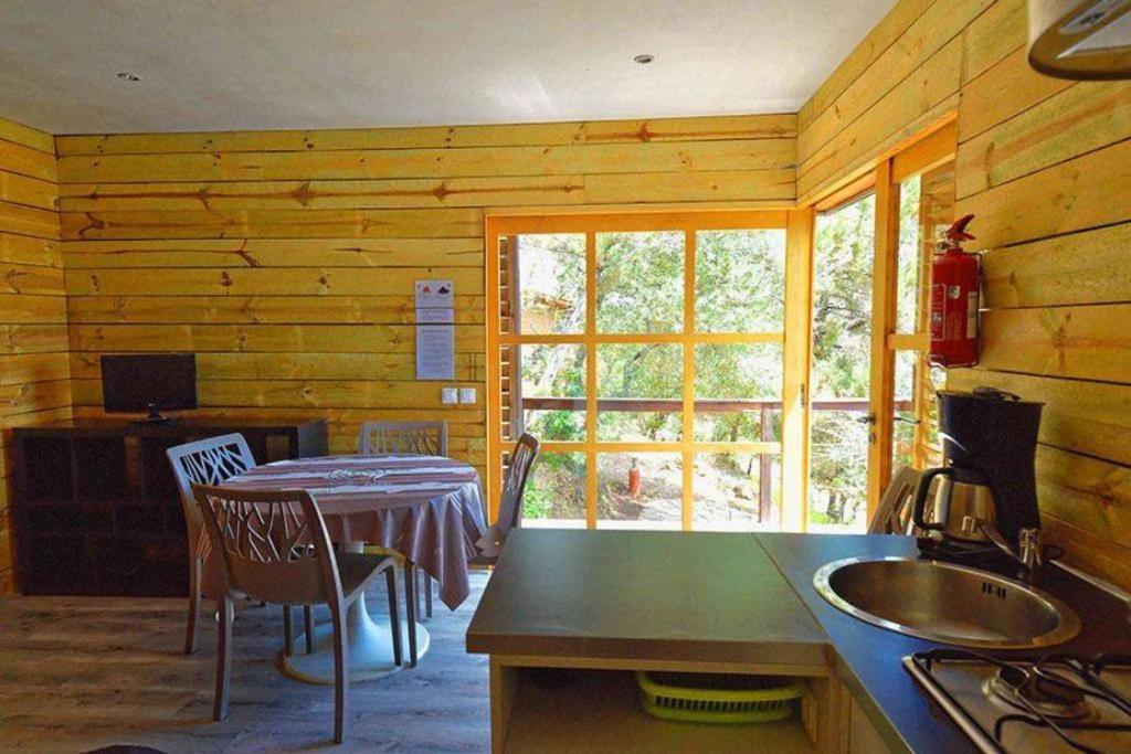 En Ou Mobil-home Chez Camp'in Pirellu Porto-Vecchio (Corsica)
