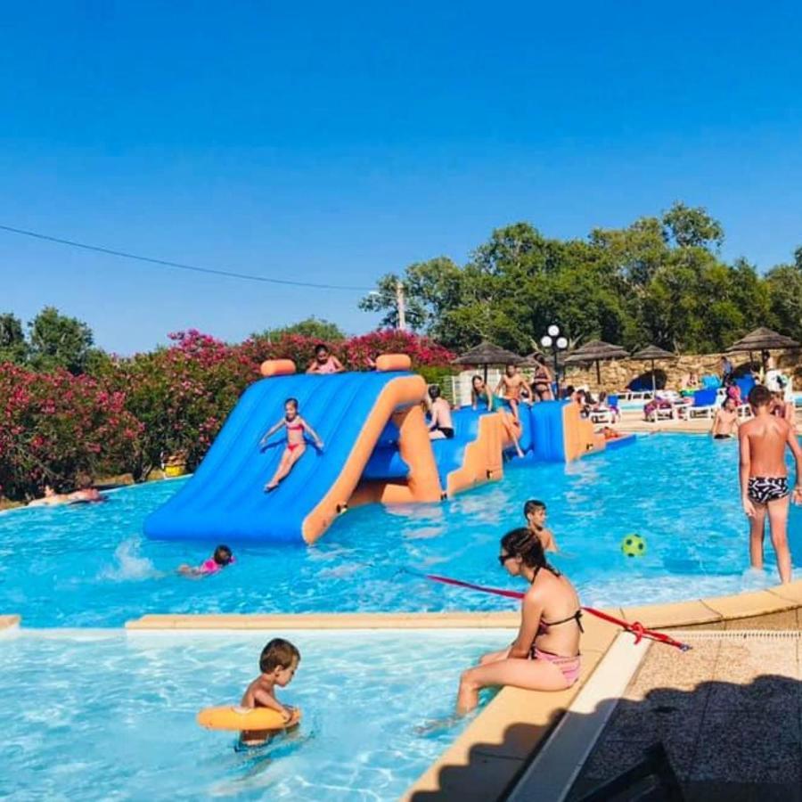 En Ou Mobil-home Chez Camp'in Pirellu Camping Porto-Vecchio (Corsica)
